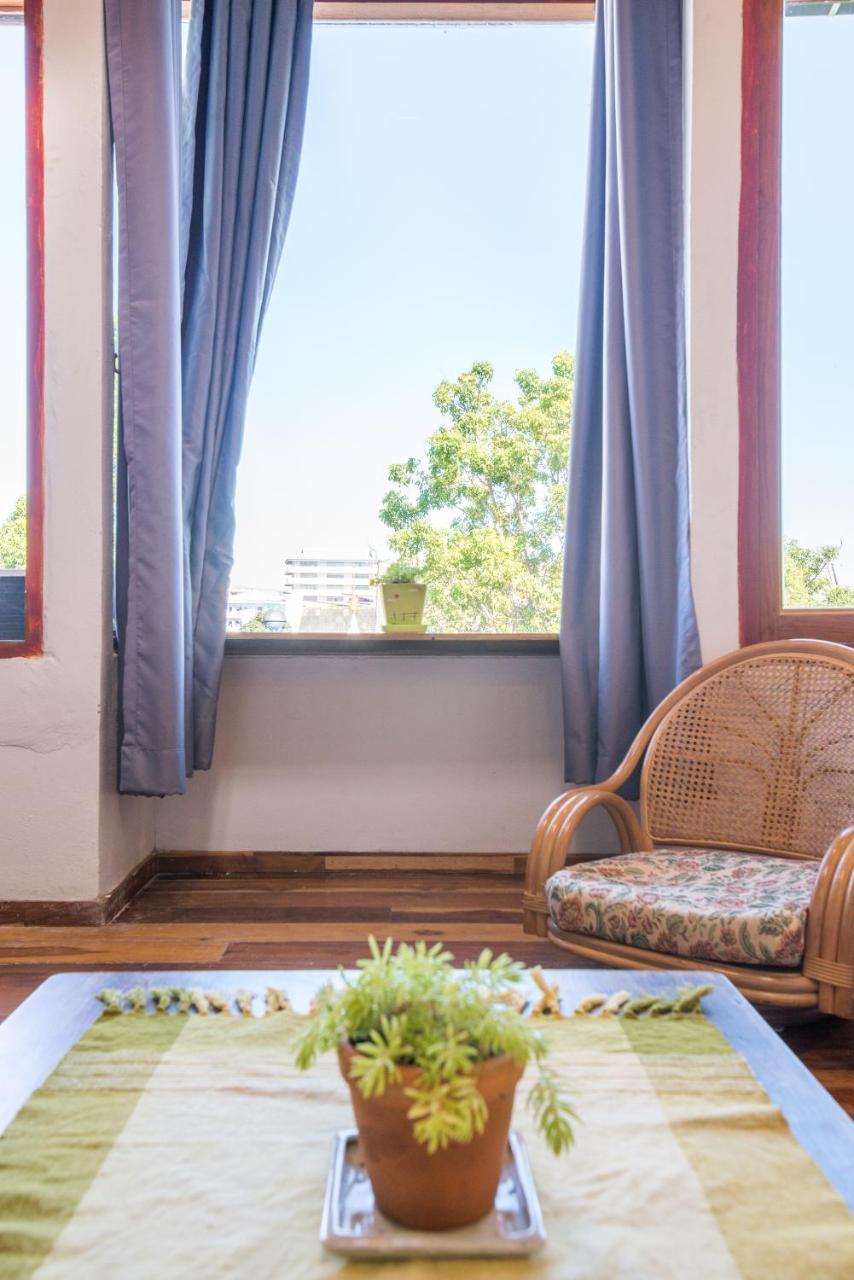 Sri Chiang Yeun House Hotel Chiang Mai Bagian luar foto